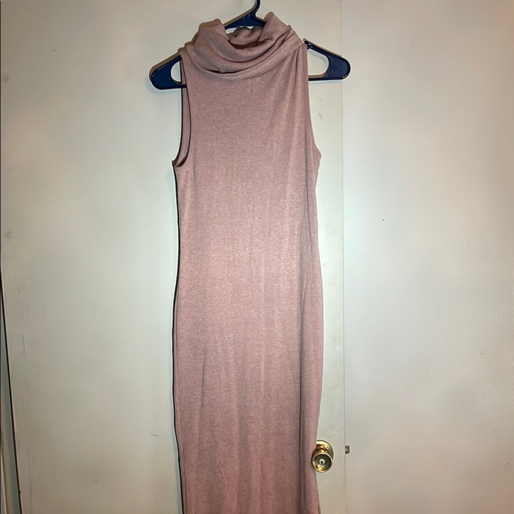 Elegant Sleeveless Pink Dress